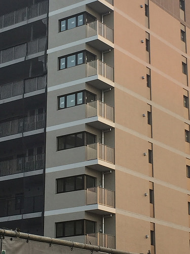 ファイル:現地状況 タイルも問題なさそう(2016-08-07撮影)170422.jpg