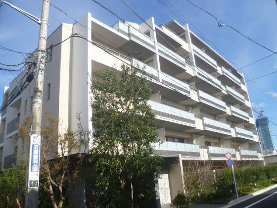 ファイル:プラウド立川トレサージュ外観 170131.jpg