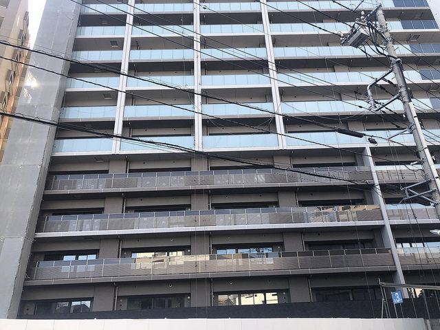 ファイル:ザ・パークハウス 浦和岸町2018.08.15.jpg