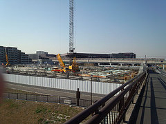 ファイル:20140428ザ・シーズンズ グランアルト越谷レイクタウン.jpg