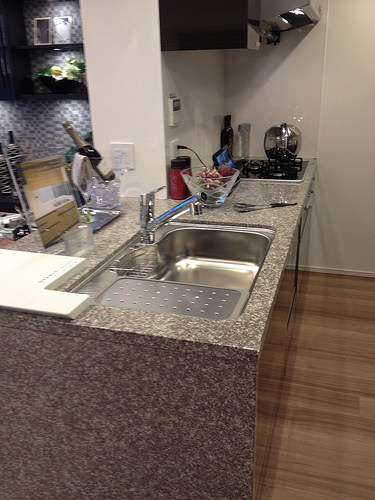 ファイル:キッチン モデルルーム(2016-04-04撮影).jpg