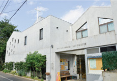 ファイル:小金井教会幼稚園 小金井161104.jpg