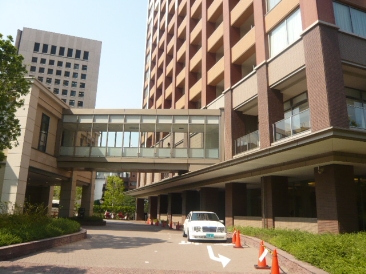 ファイル:芝浦アイランド グローヴタワーエントランス.jpg