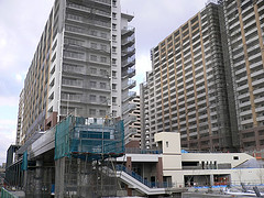 ファイル:20090106施工時ガーデンコート.jpg