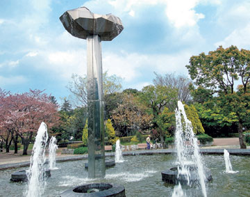 ファイル:府中の森公園 2.jpg