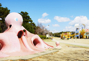 ファイル:服部緑地 ウエリス160926.jpg