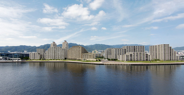 ファイル:摩耶シーサイドプレイス フェアコースト外観1.jpg