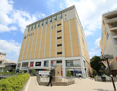 ファイル:新百合丘オーパ(OPA) 上麻生161104.jpg