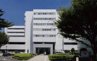 ファイル:都立大塚病院 宮坂161008.jpg