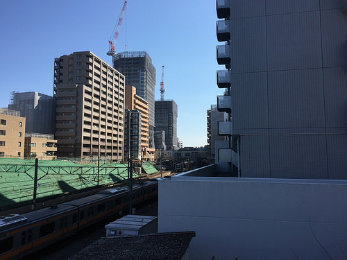 ファイル:現地状況 西側のJR線路沿いから(2017-03-11撮影)170517.jpg