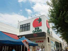 ファイル:阪急オアシス山科店 山科161026.jpg