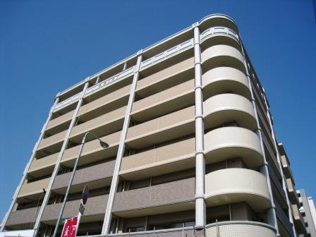 ファイル:アリスト豊中少路 外観.jpg