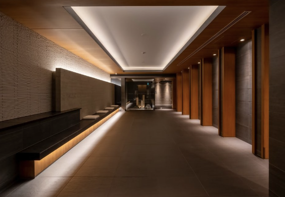 ファイル:ザ・四条烏丸レジデンス エントランスホール竣工写真.png