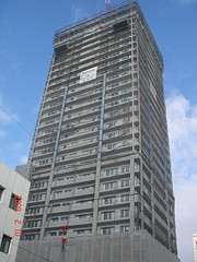 ファイル:ライオンズタワー神戸元町工事(2009年2月11日撮影).jpg