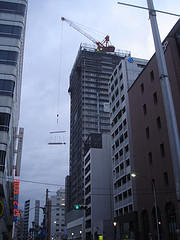 ファイル:ライオンズタワー神戸元町工事(2009年2月25日撮影).jpg