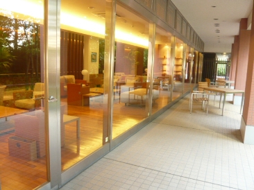 ファイル:芝浦アイランド グローヴタワーエントランス 2.jpg