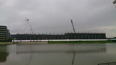 ファイル:20140608ザ・シーズンズ グランアルト越谷レイクタウン.jpg