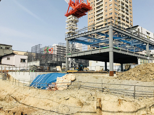 ファイル:グランドメゾン上町台 ザ・タワー2018.04.01.jpg