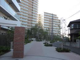 ファイル:プラウドシティ金町ガーデン 外観2.jpg