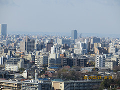 ファイル:ヴィークタワー名古屋 東別院高台から(2013.2.24撮影).jpg