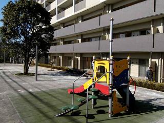ファイル:提供公園(2009年3月撮影).jpg
