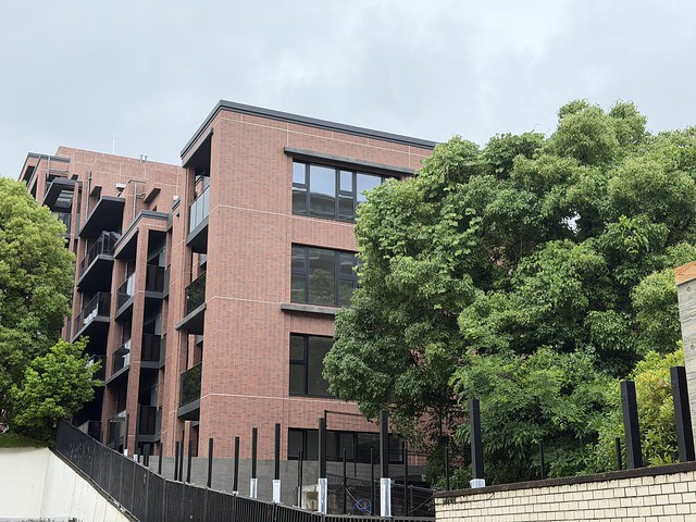 ファイル:20260521パークホームズ福岡浄水通.jpg