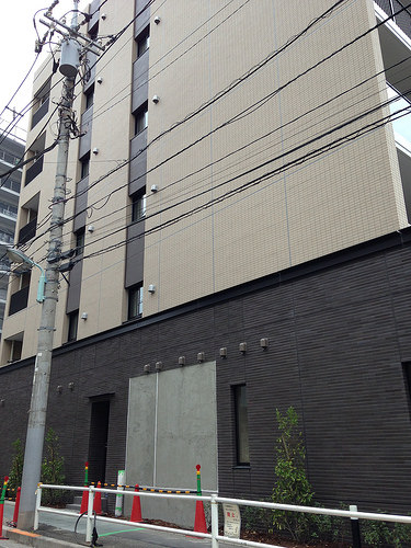 ファイル:20160619パークホームズ板橋蓮根 一番街・二番街.jpg