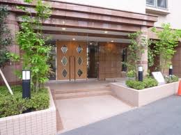 ファイル:グランツ立川昭和記念公園 外観2.jpg