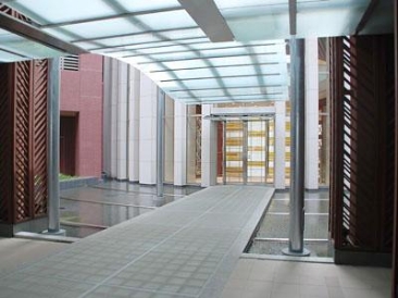 ファイル:THETOWERSDAIBAエントランス 2.jpg