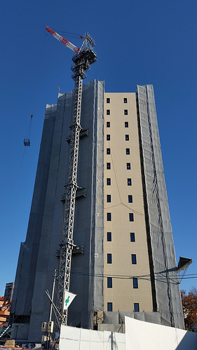 ファイル:アネシア藤が丘 ザ・テラス 西側外観.jpg