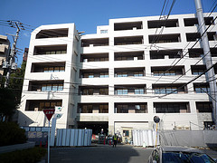 ファイル:20101205リフトレジデンス藤が丘オアシス建設中.jpg