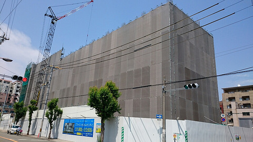 ファイル:施工時 南東角、桜川公園前から(2016-05-24撮影).jpg