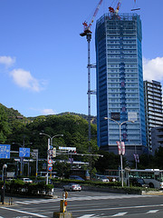 ファイル:ジークレフ新神戸タワー 建設中 2008年9月28日.jpg