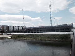 ファイル:20140522ザ・シーズンズ グランアルト越谷レイクタウン.jpg