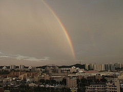 ファイル:グランレグナス虹(2009年7月撮影).jpg