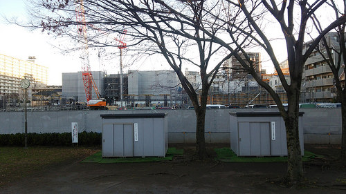 ファイル:20151220パークホームズ板橋蓮根 一番街・二番街.jpg