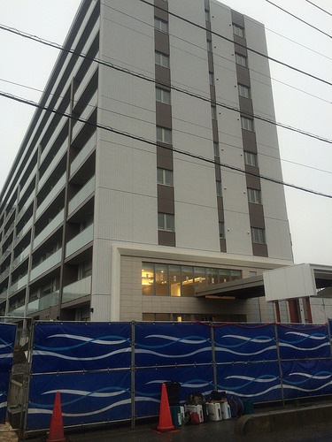 ファイル:デュオヒルズ戸田公園リヴァリーゼ 外観2.jpg