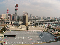 ファイル:千葉マリンコート 駐車場.jpg