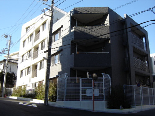 ファイル:パークハウス宮崎台 花霞外観.jpg