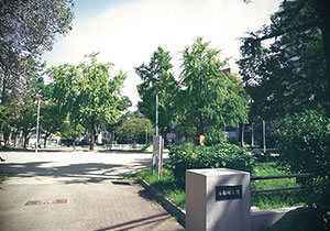 ファイル:西船場公園 本町161104.jpg