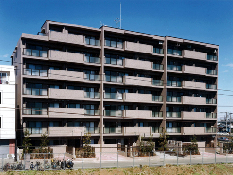 ファイル:レクセルマンション秋川外観.jpg