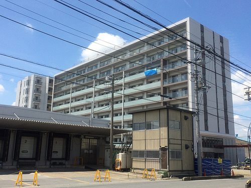 ファイル:デュオヒルズ戸田公園リヴァリーゼ 外観1.jpg