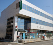 ファイル:小牧郵便局 小牧161030.png