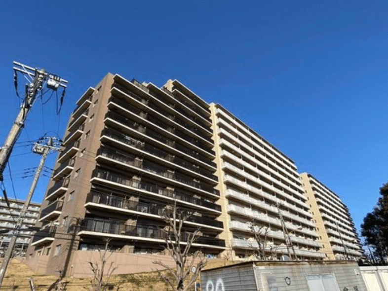 ファイル:MINASIA湘南ライフタウン 外観2.png