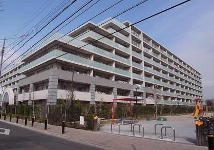 ファイル:クラウンガーデン武蔵野外観 2.jpg