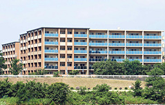 ファイル:ジェイグラン甲子園口 松並町外観3.jpg