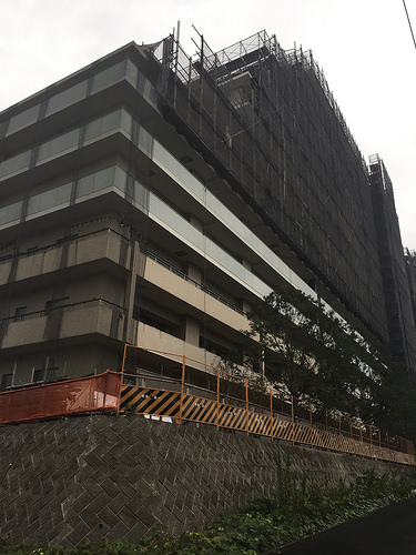 ファイル:現地状況 D棟の南西角から(2015-09-06撮影)170514.jpg