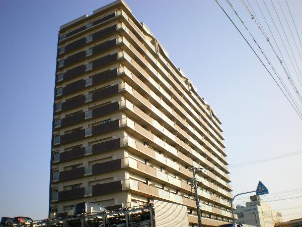 ファイル:インプレストクロノスクエア 外観.jpg