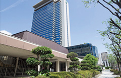 ファイル:市立中央図書館 高槻160930.jpg