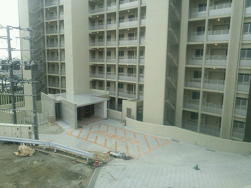 ファイル:施工時 正面玄関 (2016-01-18撮影)161218.jpg